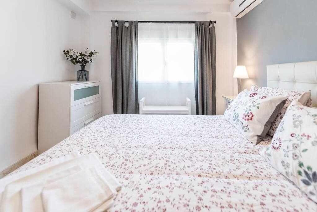 III Apartamentos Morales & Arnal Acogedor Y A 450M Ronda Luaran gambar
