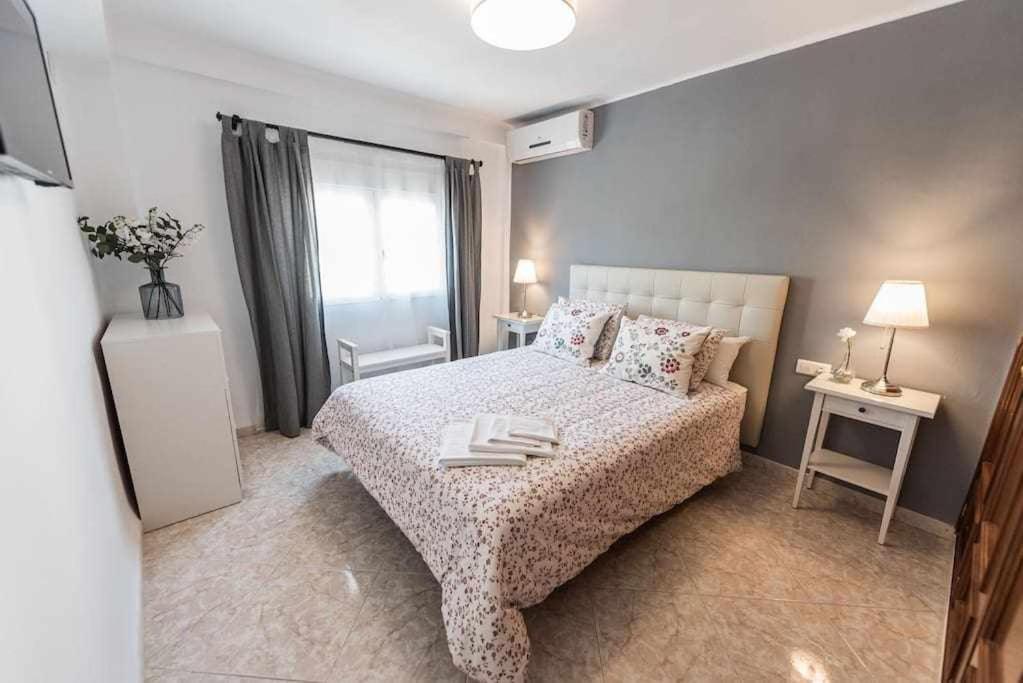 III Apartamentos Morales & Arnal Acogedor Y A 450M Ronda Luaran gambar
